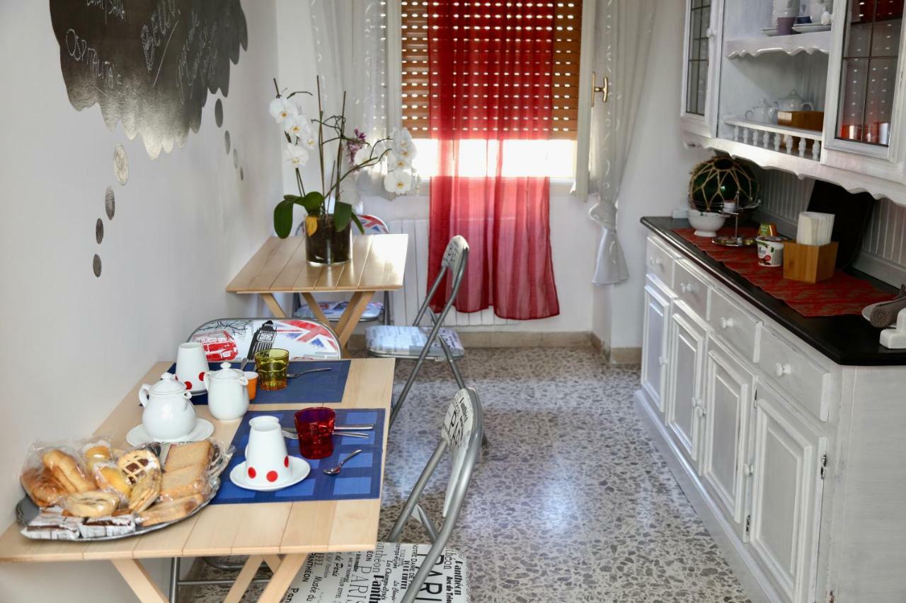 Viale Italia 41: I Migliori Anni Hotell Sassari Eksteriør bilde